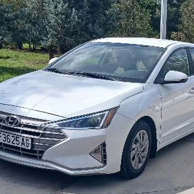 Hyundai Elantra 2020