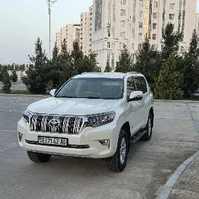 Toyota Land Cruiser Prado 2023
