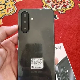 Samsung Galaxy A17