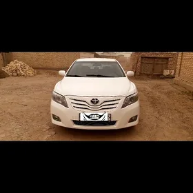 Toyota Camry 2010