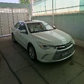 Toyota Camry 2016