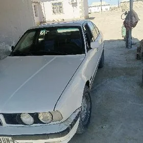 BMW 525 1993