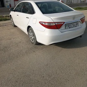 Toyota Camry 2016
