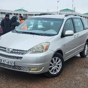 Toyota Sienna 2005