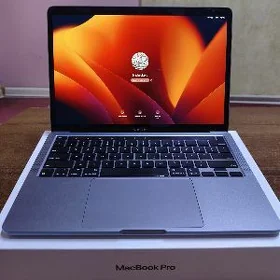 MacBook Pro M2