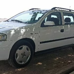 Opel Astra 2000