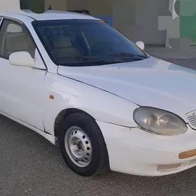 Daewoo Leganza 1998
