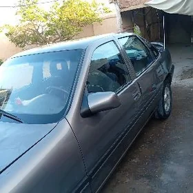 Opel Vectra 1989