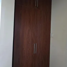 Шкаф