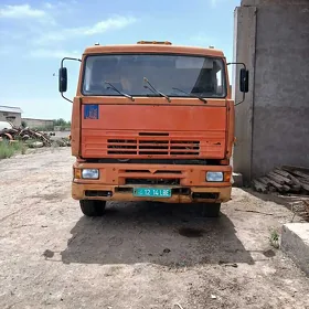 Kamaz 6520 2011