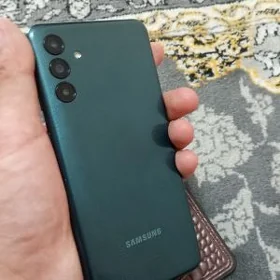 Samsung a04s