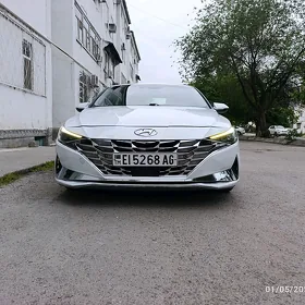Hyundai Elantra 2020