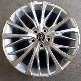 Camry 18 lik orginal diska