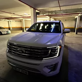 Ford Expedition 2021