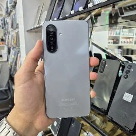 SAMSUNG A17