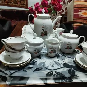 продается чайный сервиз  персо