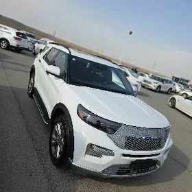 Ford Explorer 2024