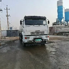 Kamaz 6520 2014