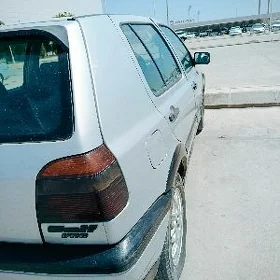 Volkswagen Golf 1993