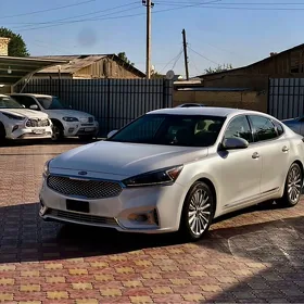 Kia Cadenza 2017