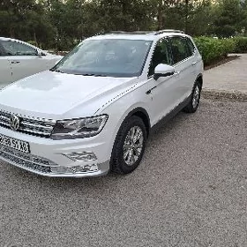 Volkswagen Tiguan 2021
