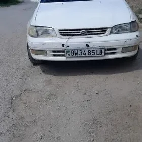 Toyota Corona 1995