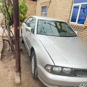 Mitsubishi Diamante 1996