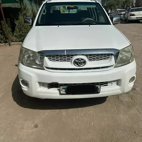 Toyota Hilux 2008
