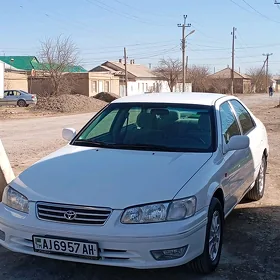 Toyota Camry 1999