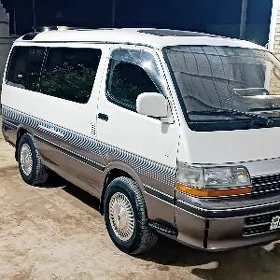 Toyota Hiace 1990