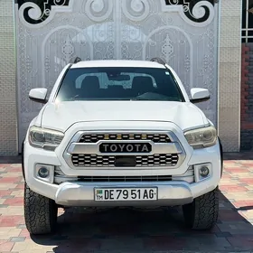 Toyota Tacoma 2018