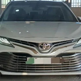 Toyota Camry 2020