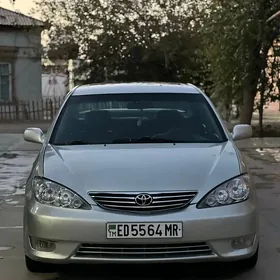Toyota Camry 2003