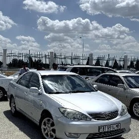 Toyota Camry 2005