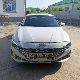 Hyundai Elantra 2021