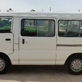 Mitsubishi Delica 1992