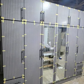 Mebel taze