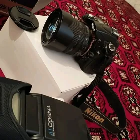 Nikon D90