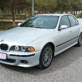 BMW E39 2000