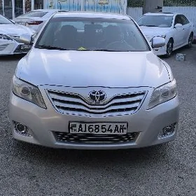 Toyota Camry 2010