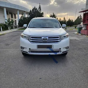 Toyota Highlander 2011