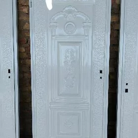 дверь
