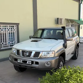 Nissan Patrol 2013