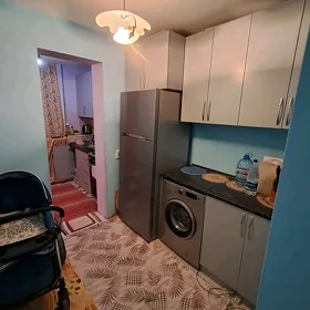 3mkr 4/3etaž 1/2kom Gostinka