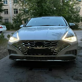 Hyundai Sonata 2021