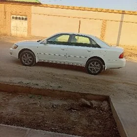 Toyota Avalon 2000