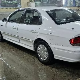 Hyundai Sonata 2001