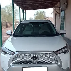 Toyota Corolla Cross 2025