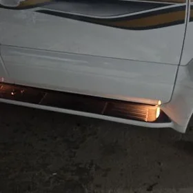 Lexus GX podnoska