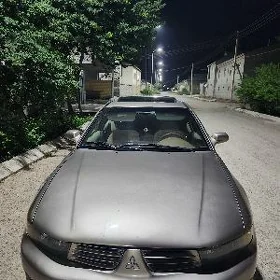 Mitsubishi Galant 2002